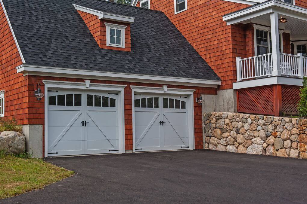 Overlay Carriage House