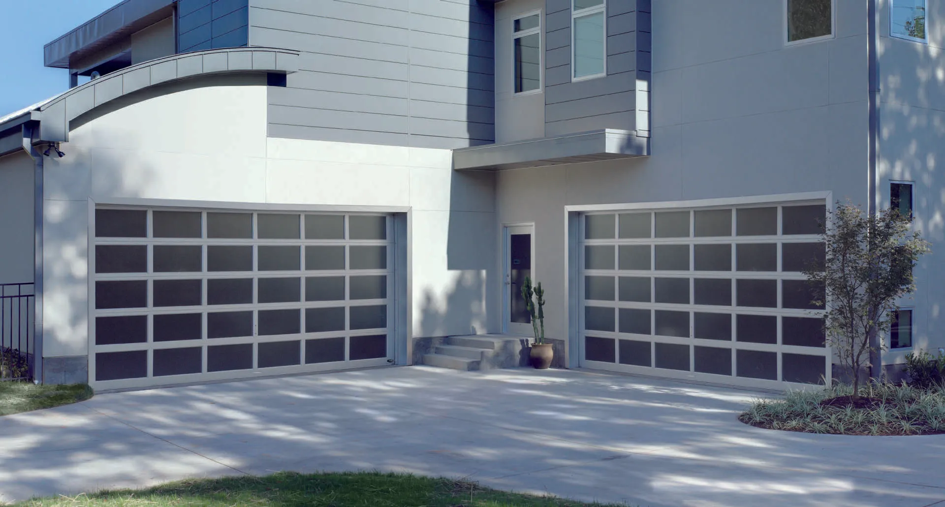 full view aluminum chi