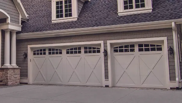 CHI OVERLAY CARRIAGE HOUSE