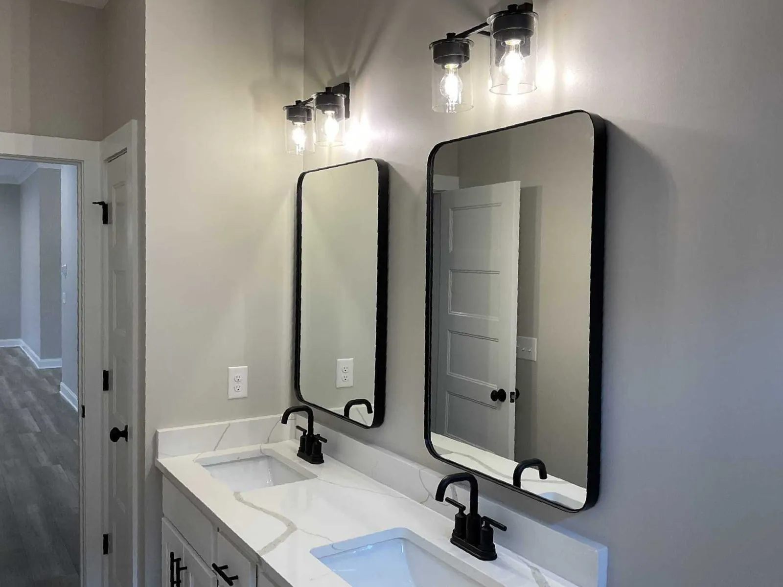 Radius Rectangle Mirrors